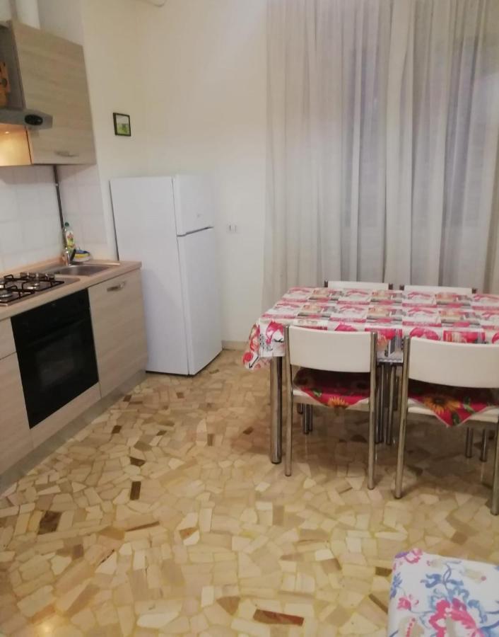 Appartamento Palmanova Vicino Alla Metropolitana Mediolan Zewnętrze zdjęcie